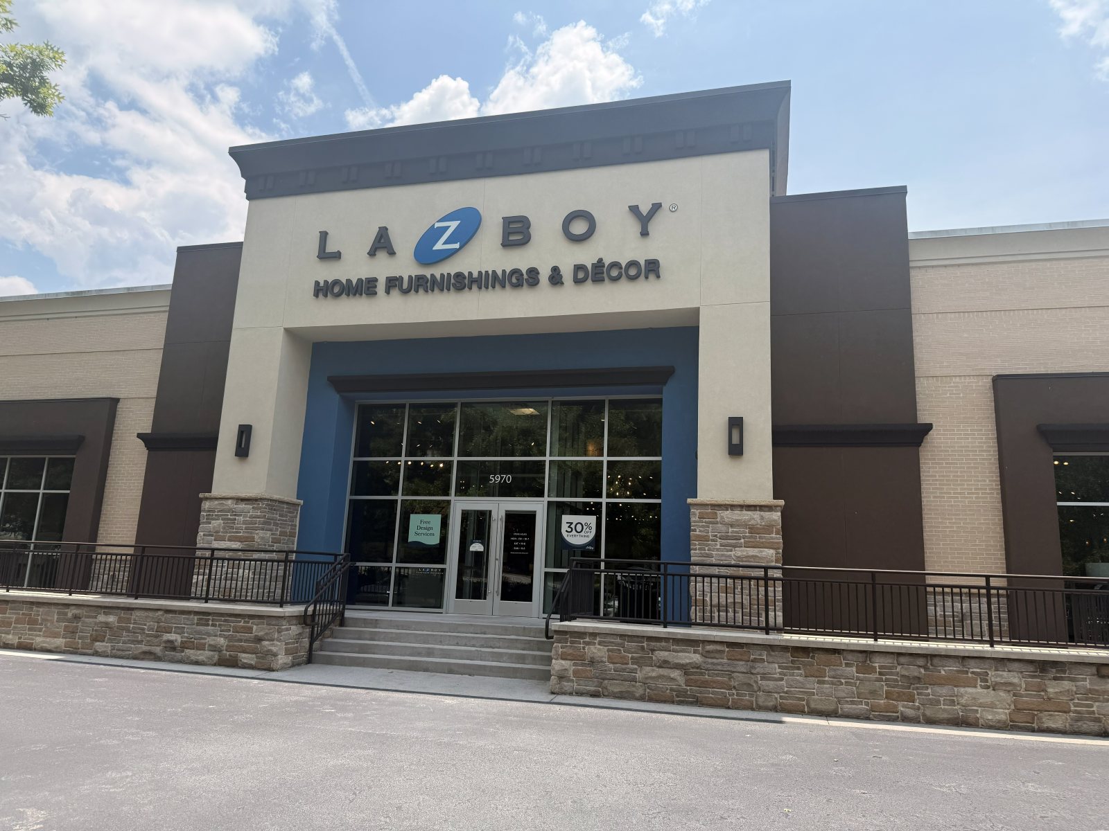 La-Z-Boy Home Furnishings & Décor storefront in Alpharetta