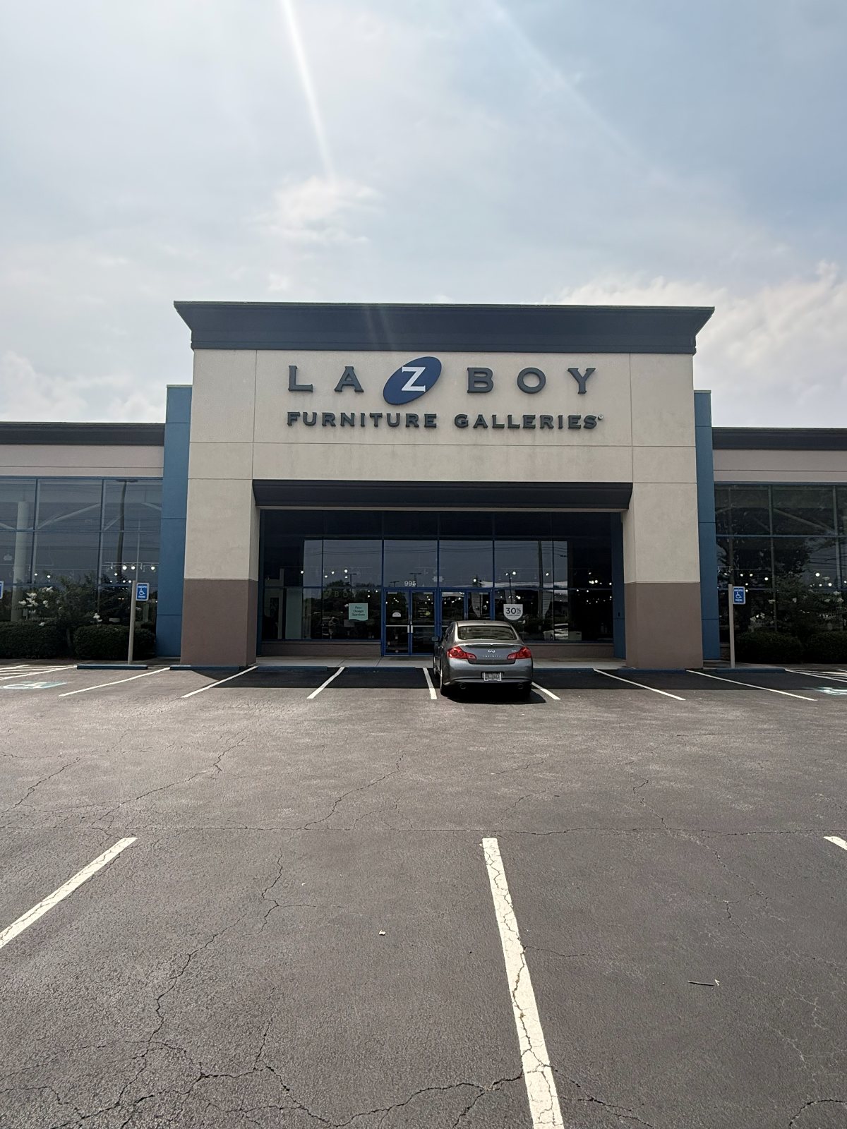 La-Z-Boy Furniture Galleries storefront in Kennesaw